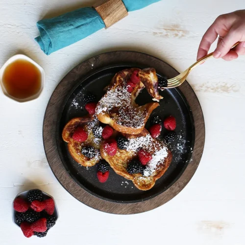 Alternative view of Round Serving Griddle