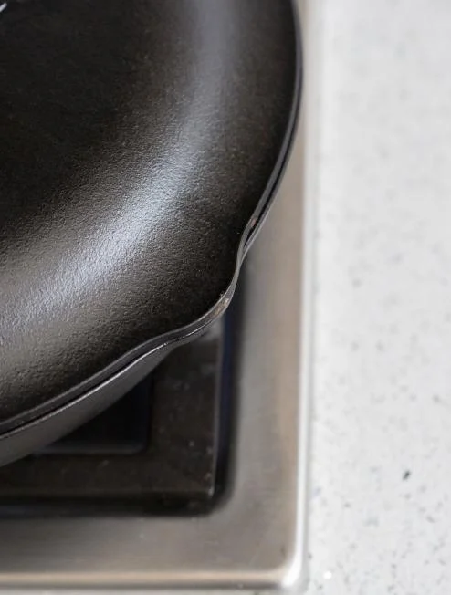 Cast Iron Lid - Image 5